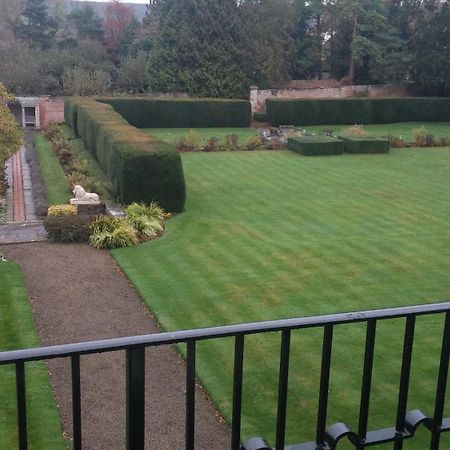 Sutton Hall Resort Thirsk Extérieur photo