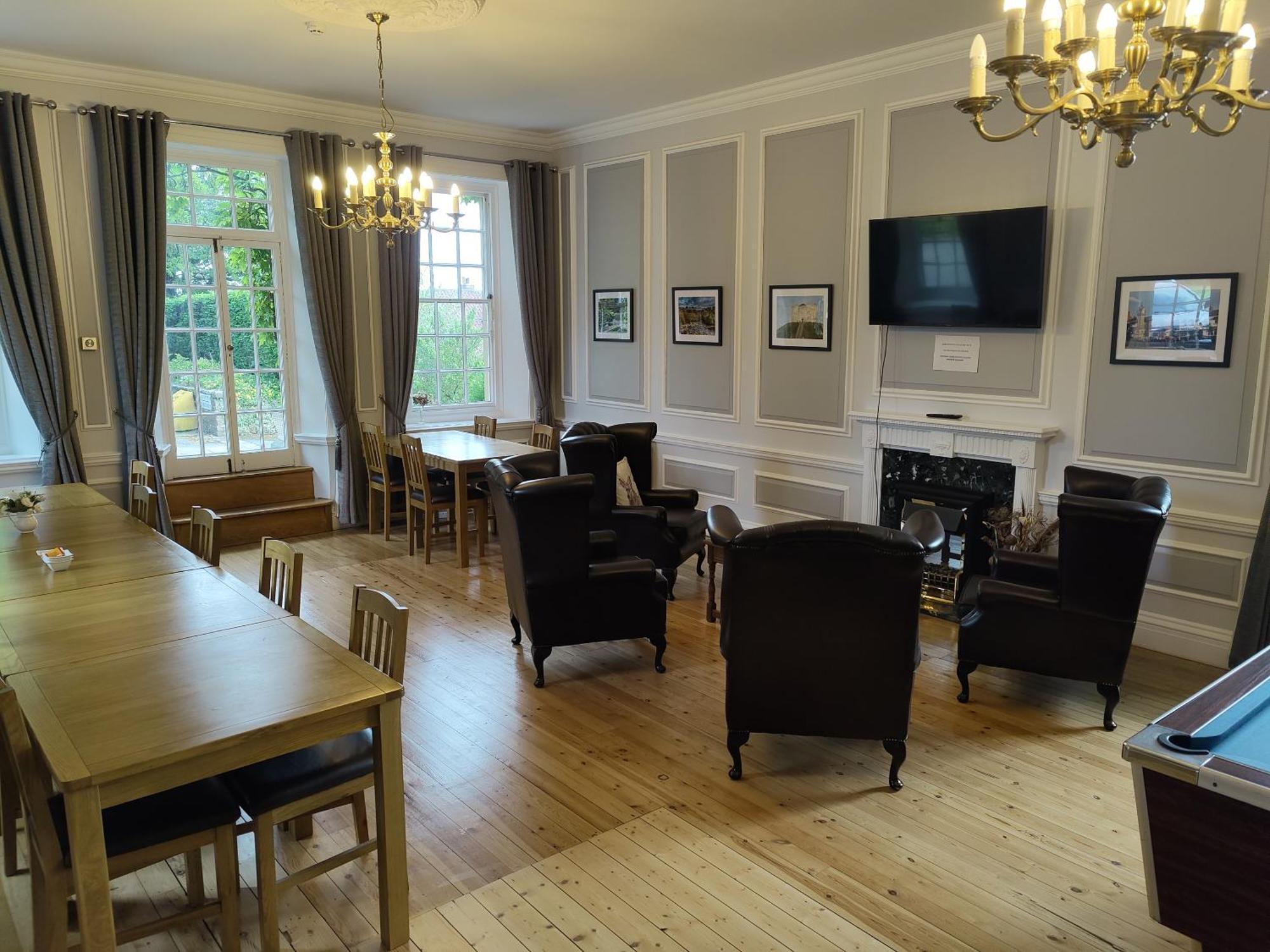 Sutton Hall Resort Thirsk Extérieur photo